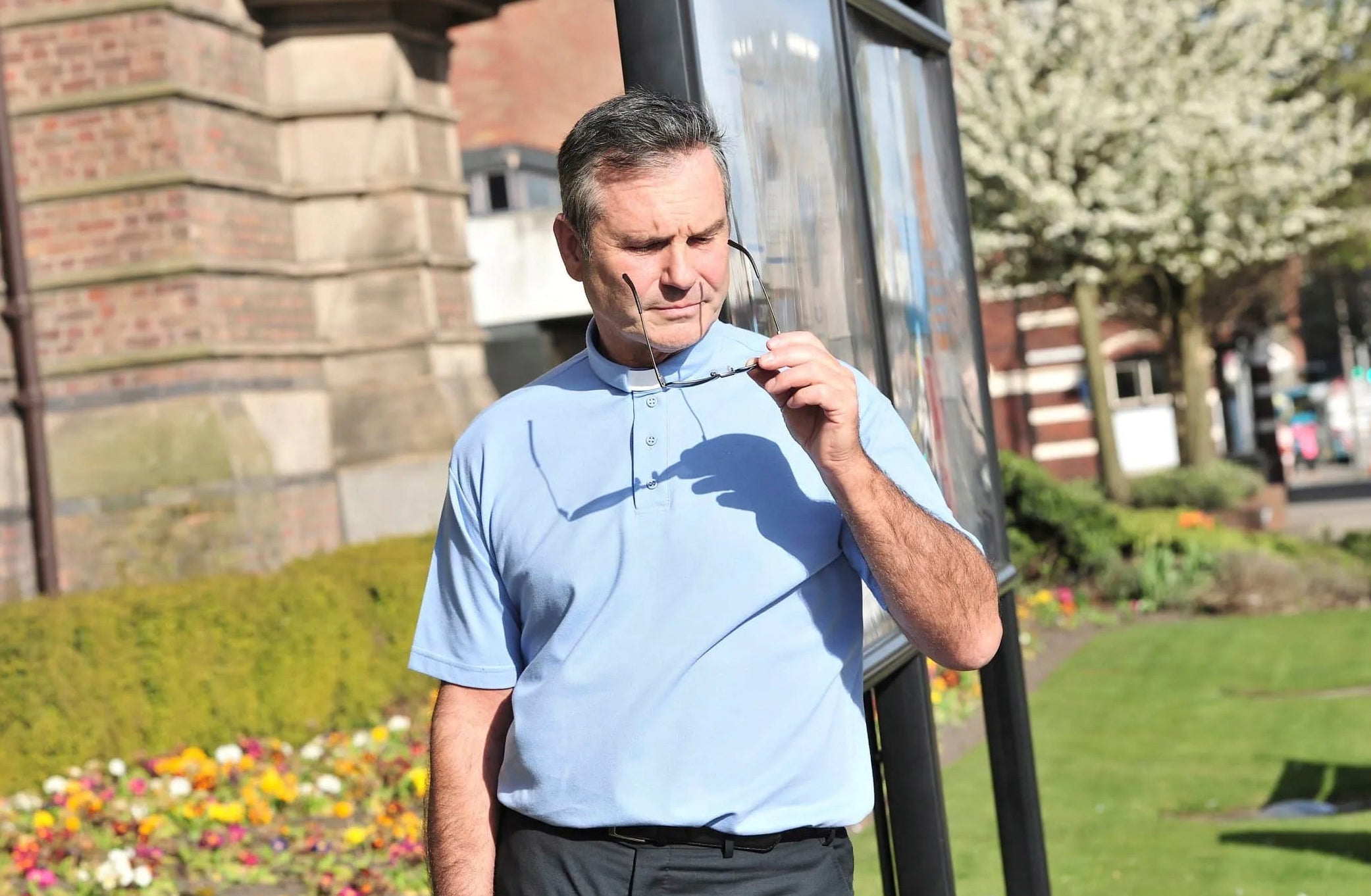 Top 5 Features to Look for in Mens Clerical Shirts