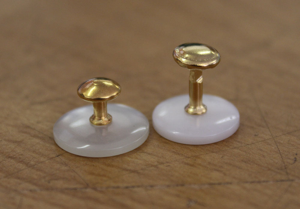Collar Studs