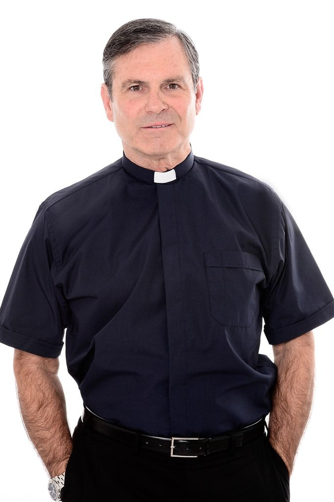 1-inch Tunnel Collar Shirt - Short Sleeve